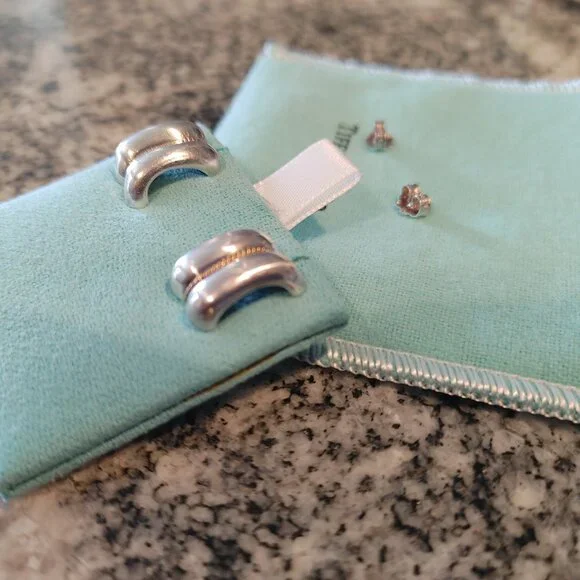 Tiffany & Co. Sterling Silver and 14K Yellow Gold Rope Stud Earrings with pouch - Picture 4 of 16